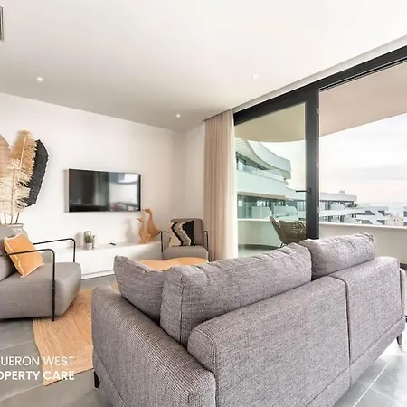 Higueron West Collection - La Calma Sur By Hwpc 푸엔히롤라