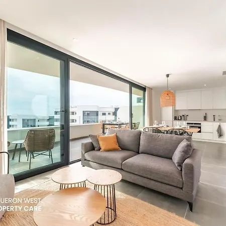 Higueron West Collection - La Calma Sur By Hwpc 아파트 *